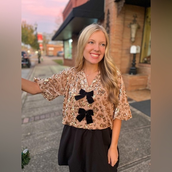 THML Shine Bright Sequin Bow Top - Picture 2 of 13